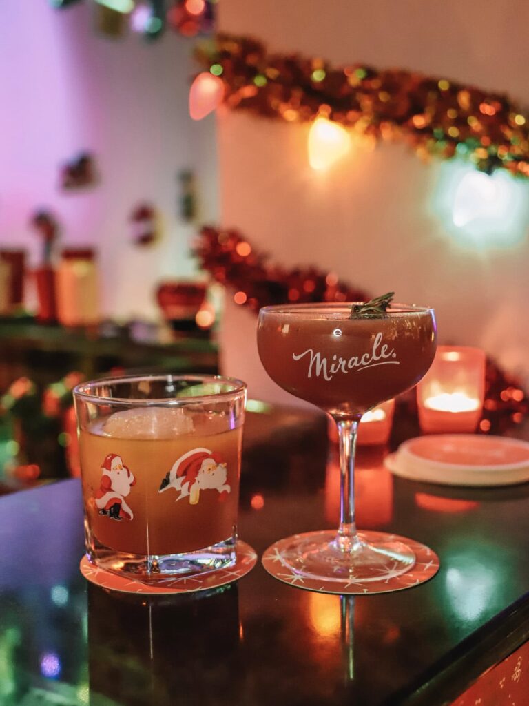 Miracle on South Street Christmas Pop-up Bar