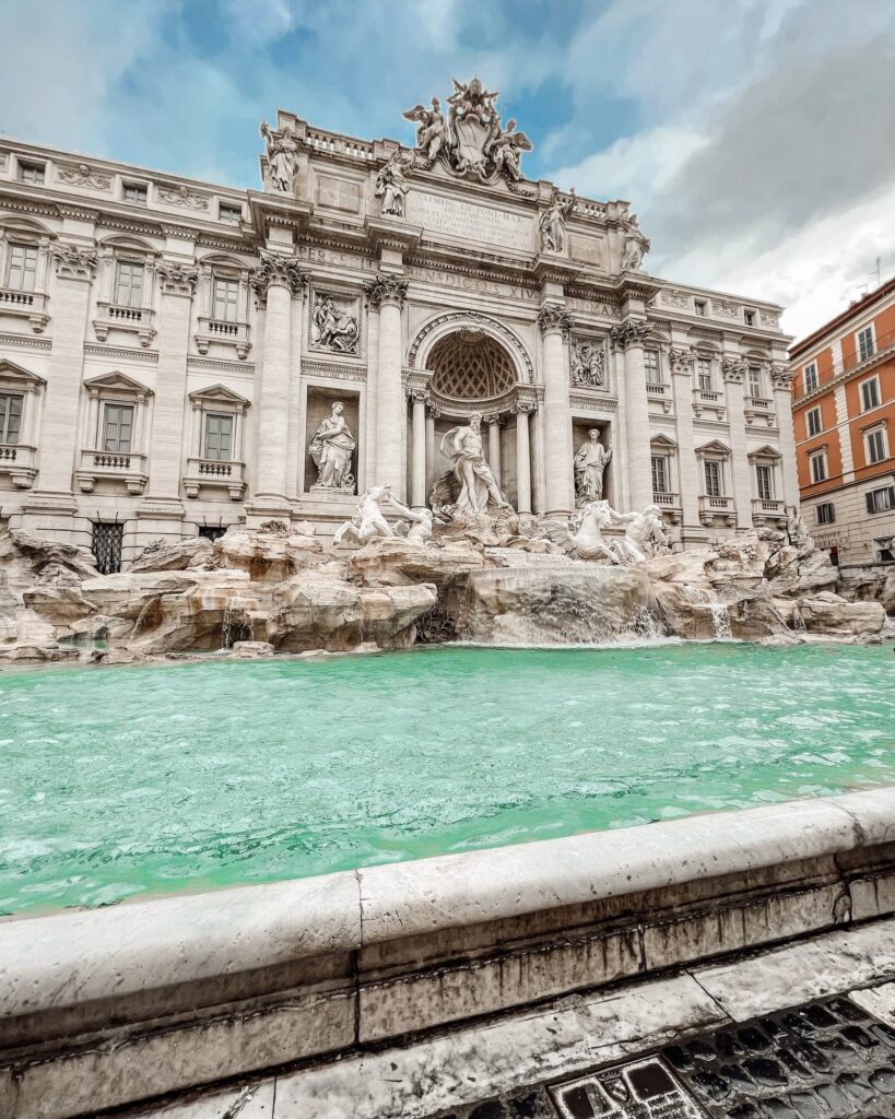 Italy Travel Tips - Trevi Fountain