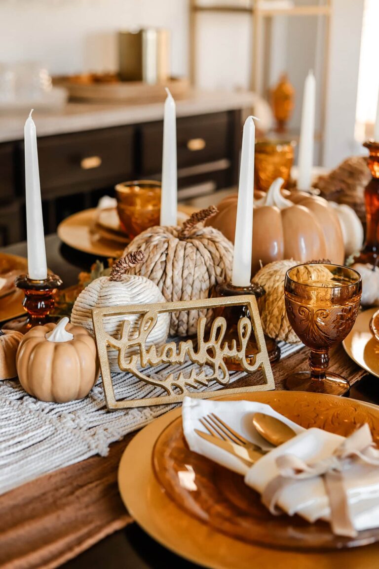 Thanksgiving Tablescape and Decor Ideas - Sierra In The City