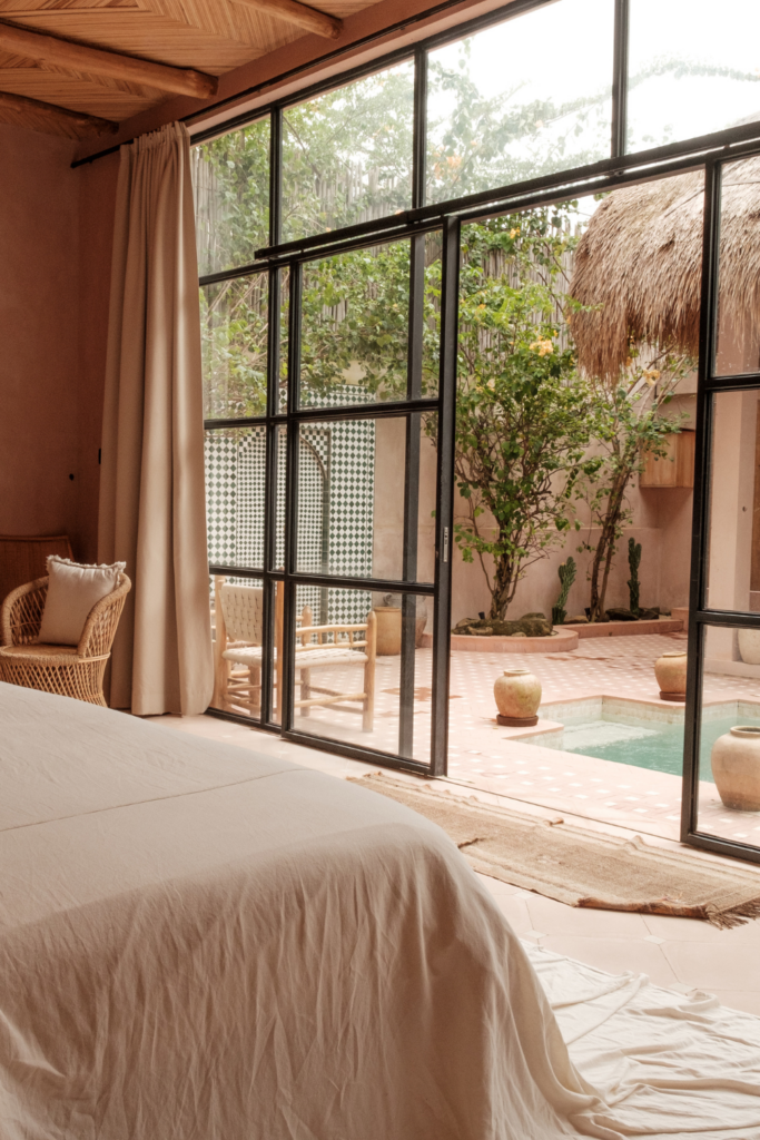 hotel tips for solo travelers hotel tips for solo travelers