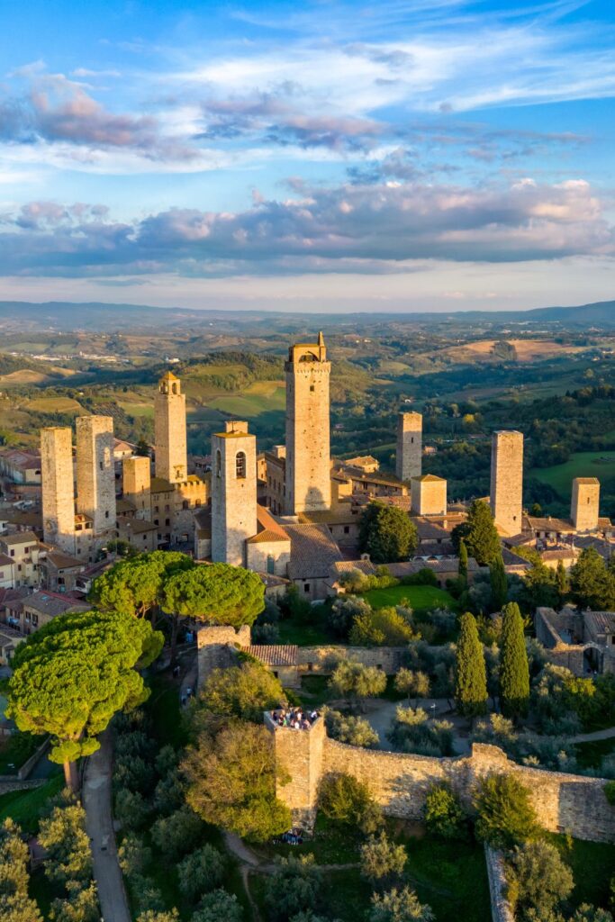 Explore San Gimignano Explore San Gimignano