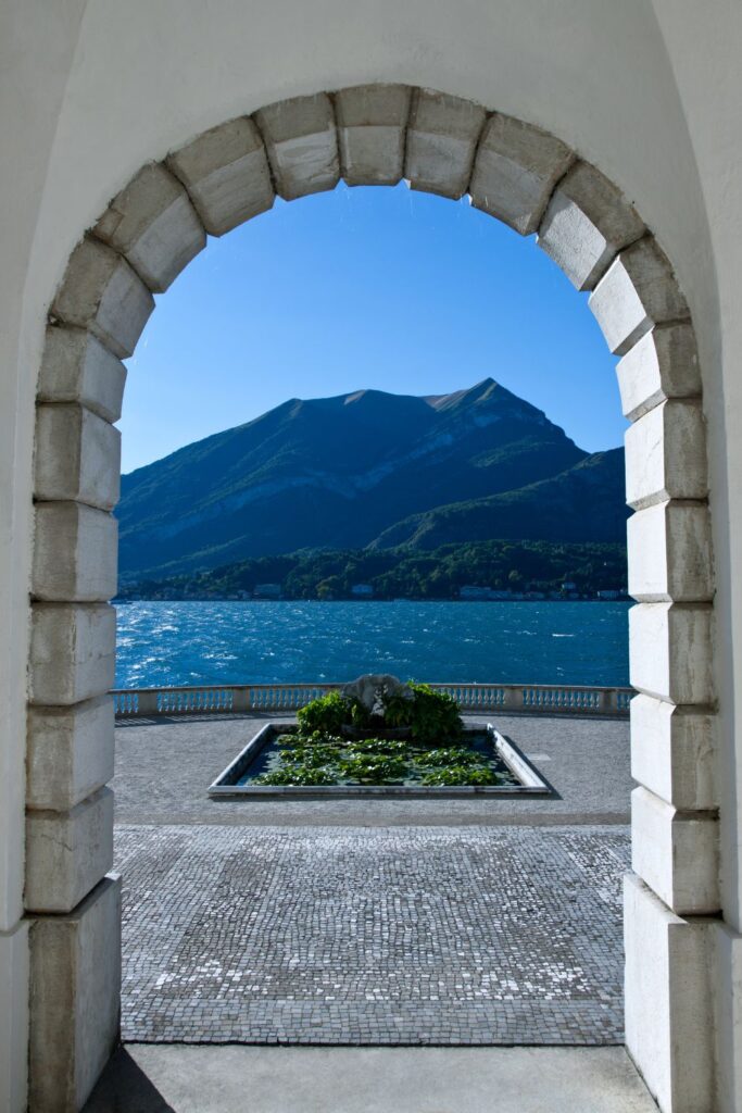 Lake Como travel Day Trip to Lake Como