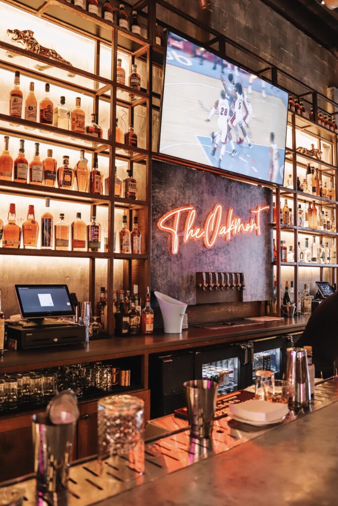 The Oakmont bar The Oakmont Best Brunch in Indianapolis