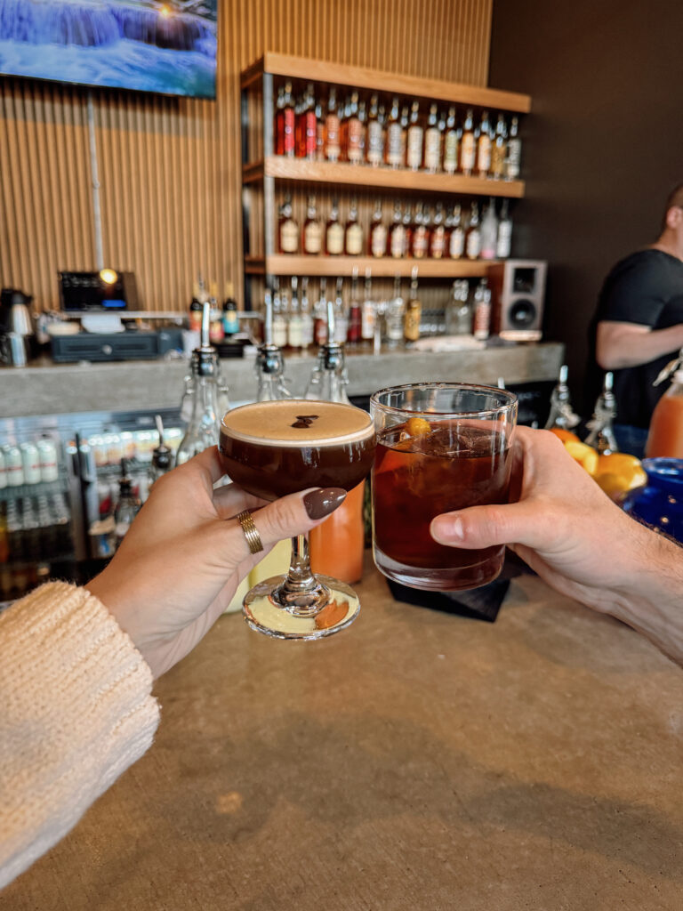 Wise Guys Lounge Indy Wise Guys Lounge Date Night Ideas In Indy