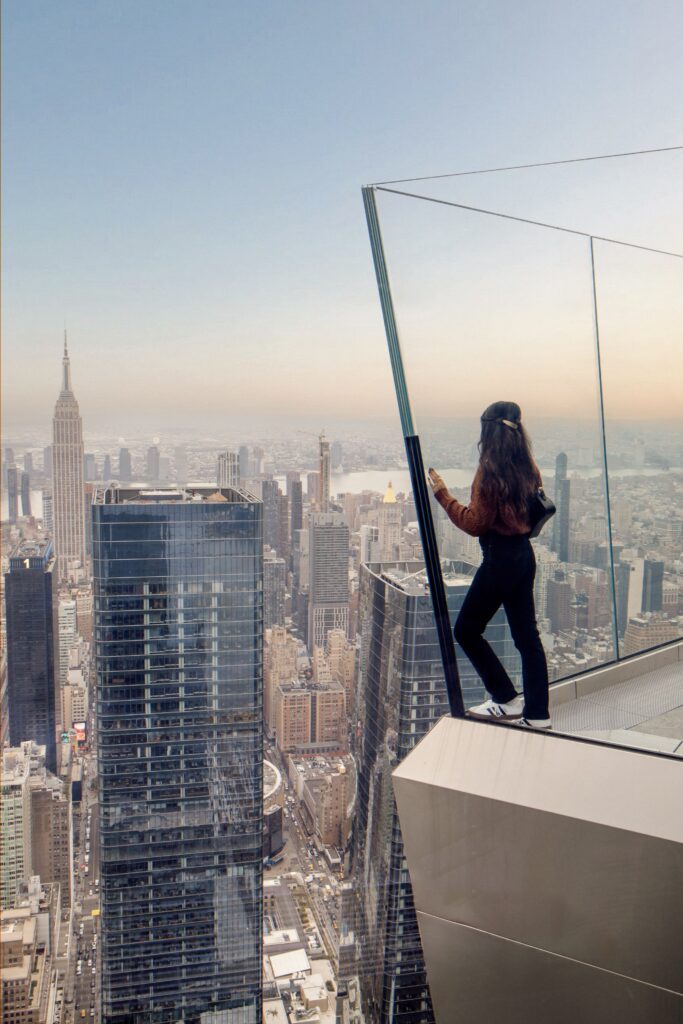 Observation Deck in NYC glass walls Observation Deck in NYC glass walls