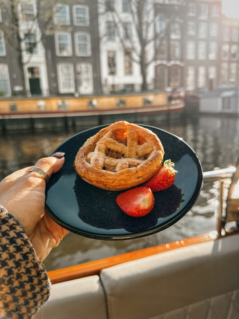 Amsterdam Canal Cruise apple pie