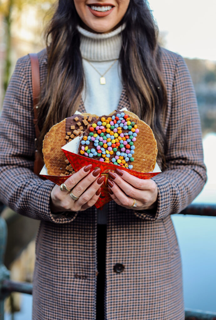 Stroopwafels with toppings