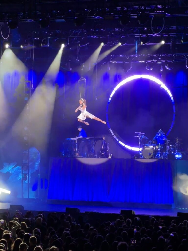Lindsey Stirling’s Snow Waltz tour Lindsey Stirling’s Snow Waltz tour