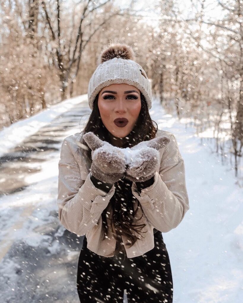 playing in the snow Ultimate Christmas Bucket List