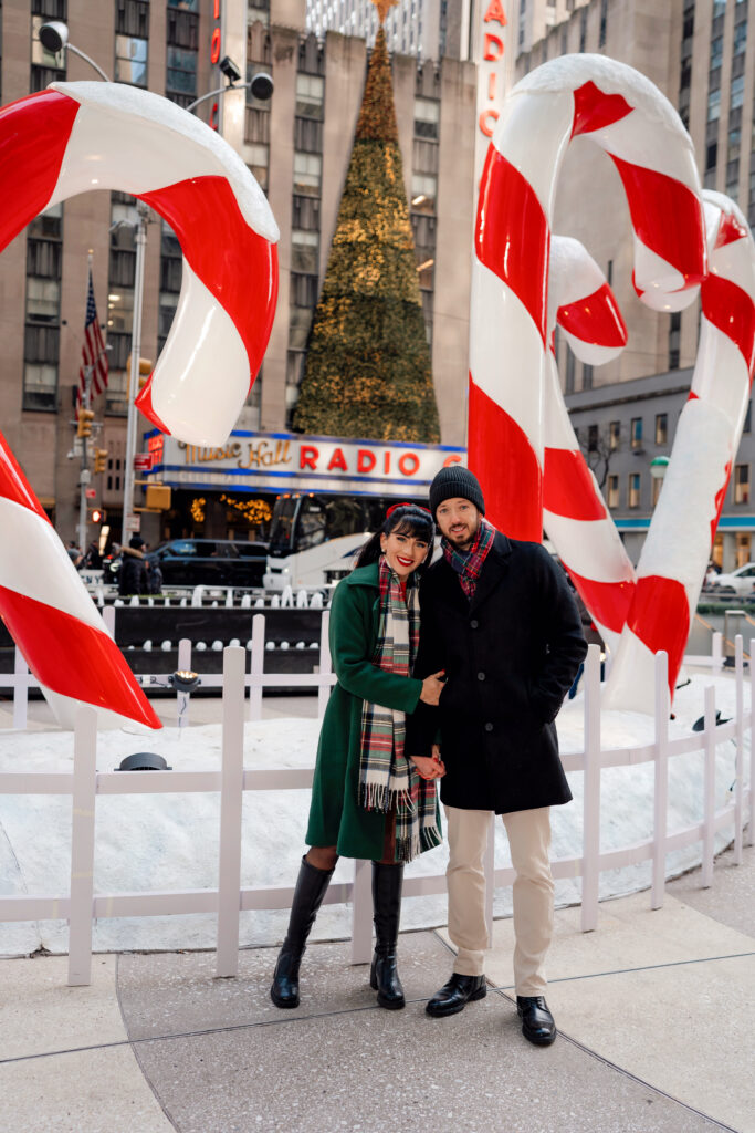 Radio City Music Hall holiday decor Radio City Music Hall holiday decor