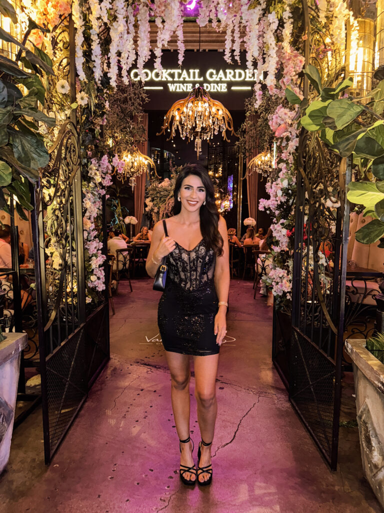 black lace Las Vegas outfit black lace Las Vegas outfit