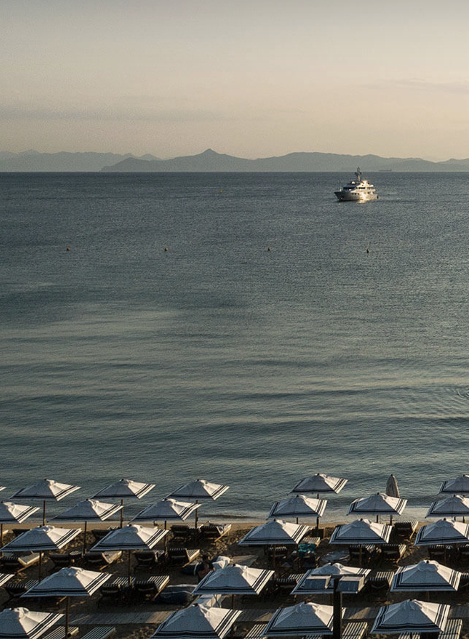 10 Athens Greece Beaches Totally Worth Visiting Sierra In The City 10-athens-greece-beaches-totally-worth-visiting-sierra-in-the-city